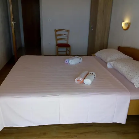 Ruzica Saric * Hvar Town